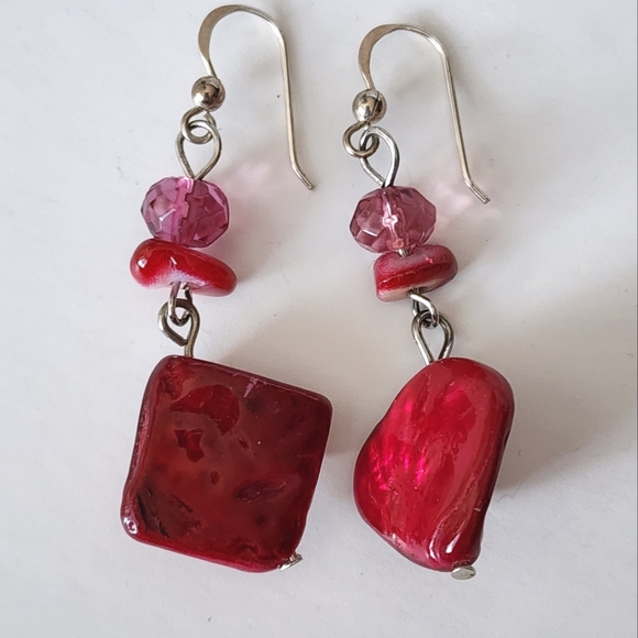 Red Pierced Earrings Resin Coated Beaded - Picture 2 of 6